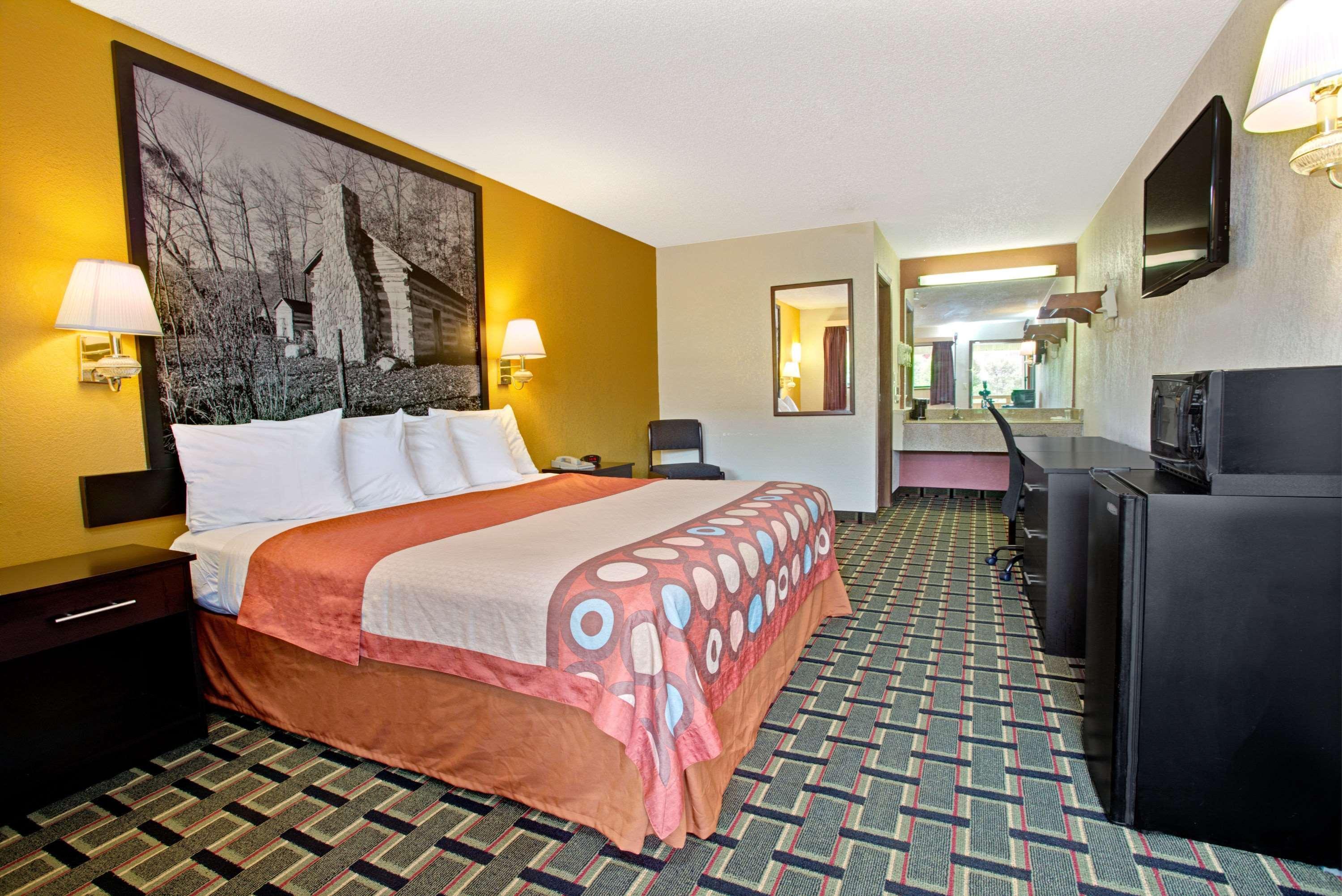 Super 8 By Wyndham Cincinnati-Springdale Oh Exterior foto